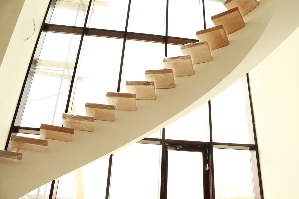 Тонкая спиральная лестница