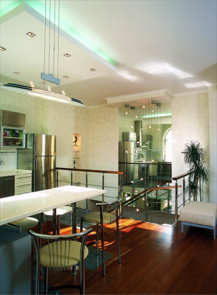Двухэтажная квартира ,225 м2