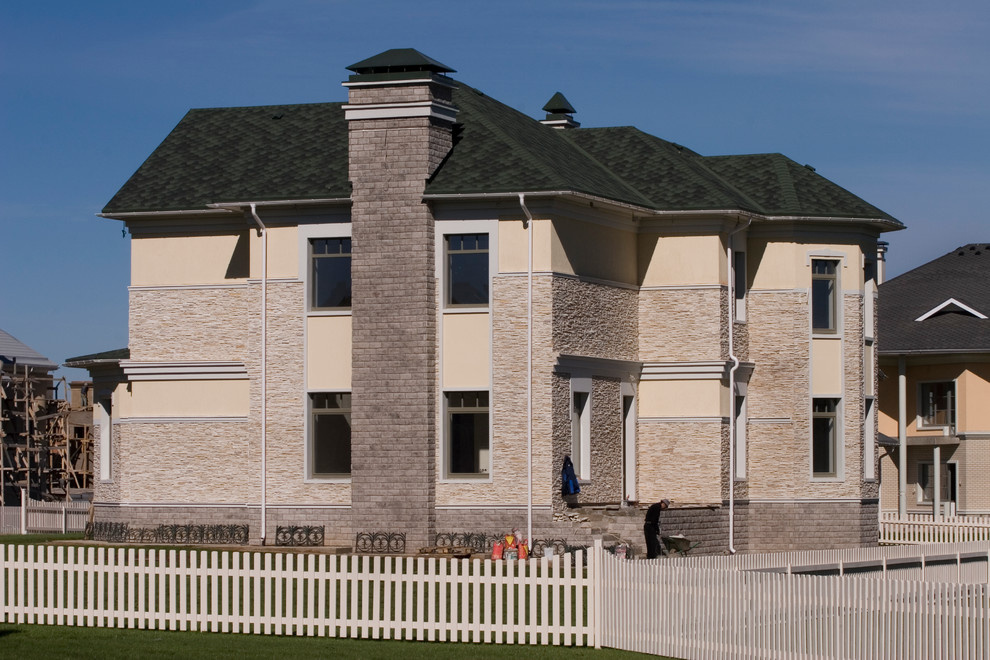 Искусственный камень в экстерьере