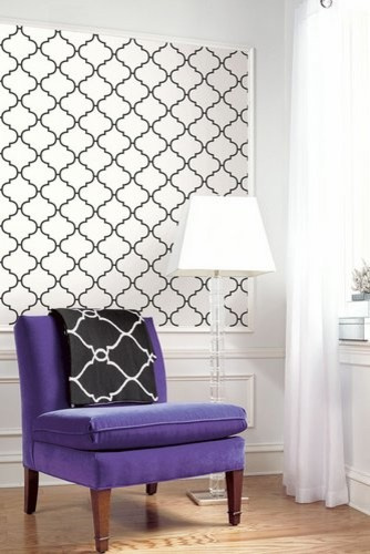 Геометрический орнамент в обоях.