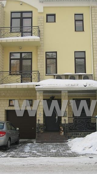 Реализация проекта интерьера Таун Хауса.