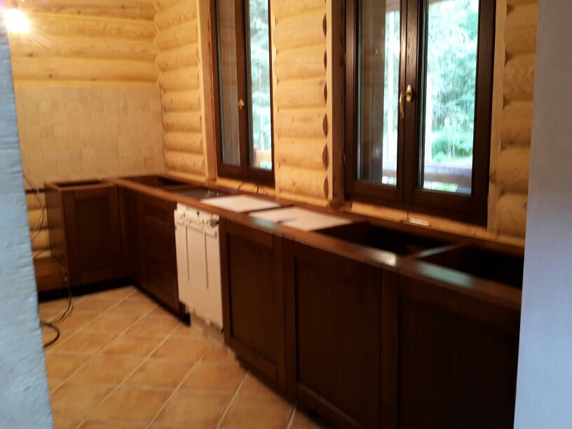 Кухня в охотничий домик