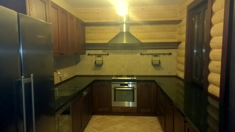 Кухня в охотничий домик