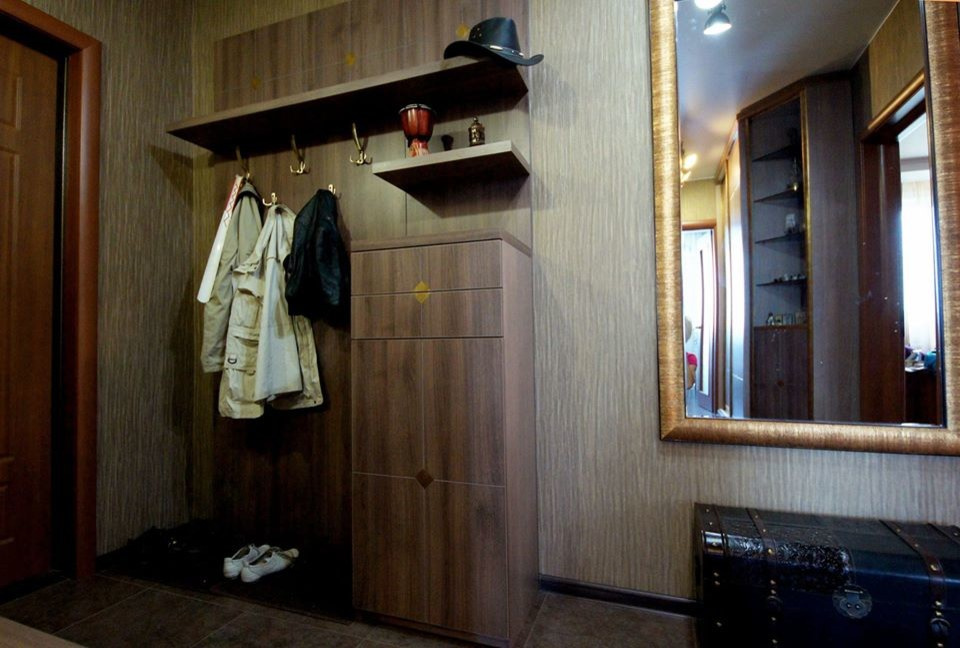 Шкаф + прихожая в московской квартире