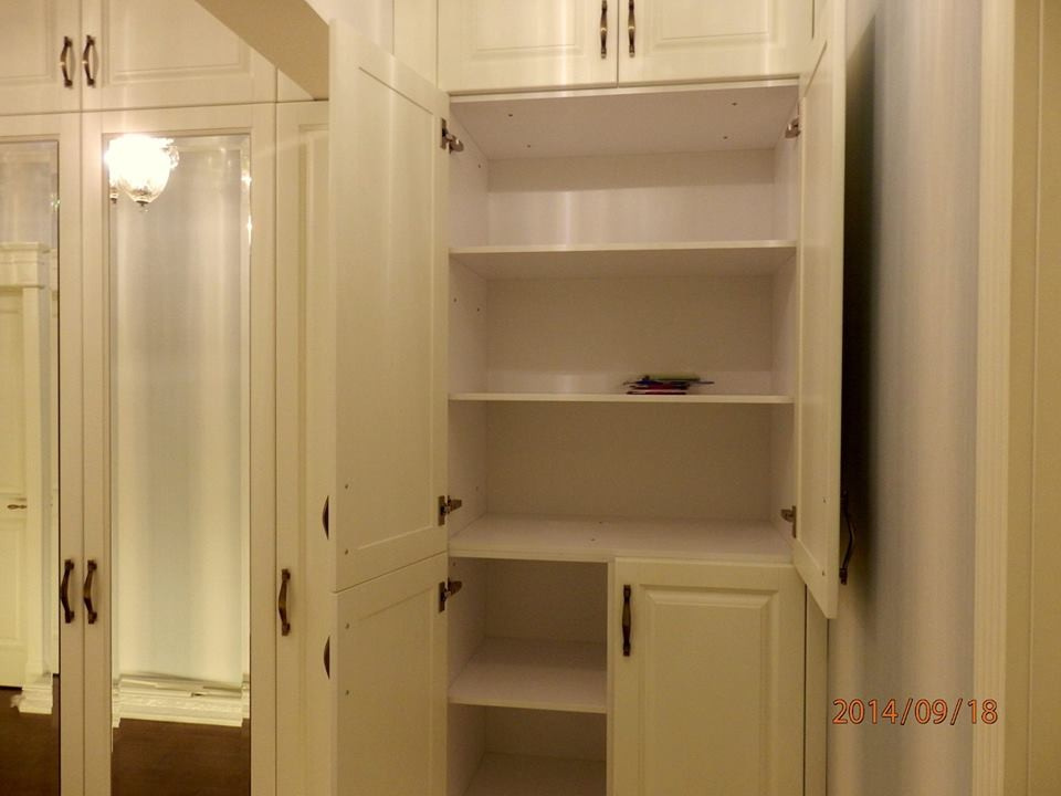 Межкомнатные двери + встроенные шкафы