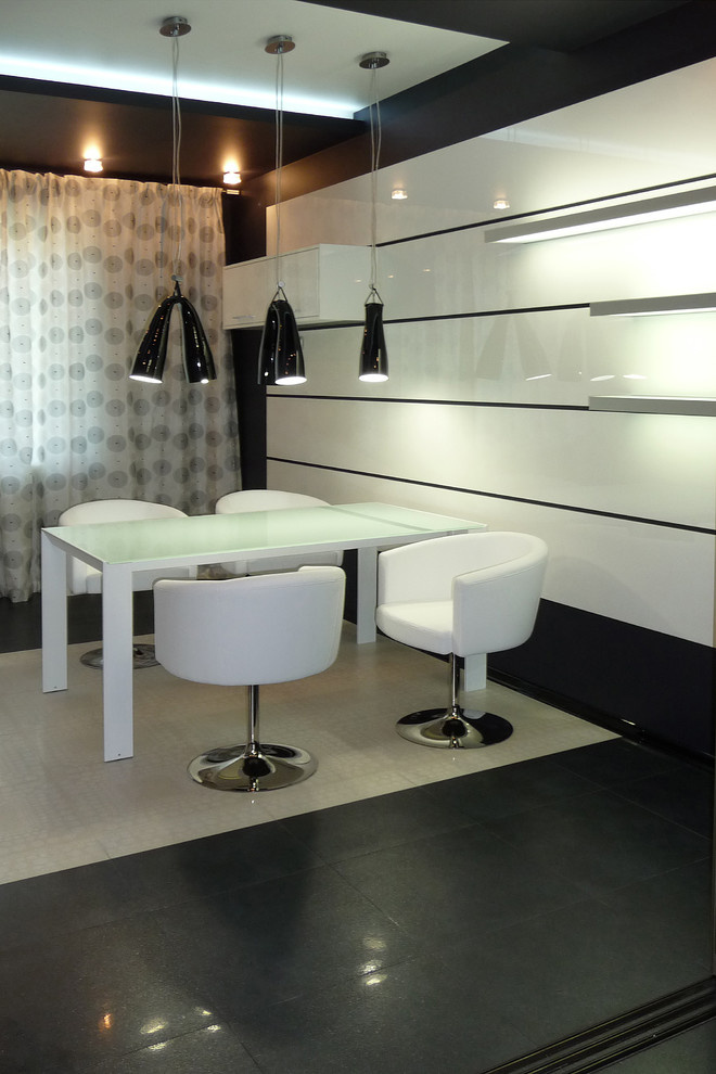 "Черное и белое"