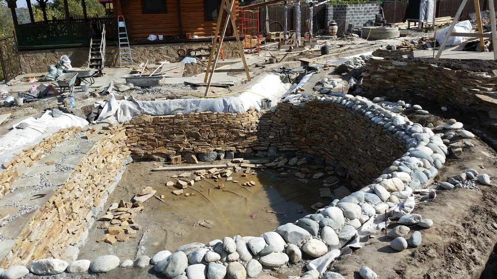 Строительство искуственных водоемов в Ростове-на-Дону