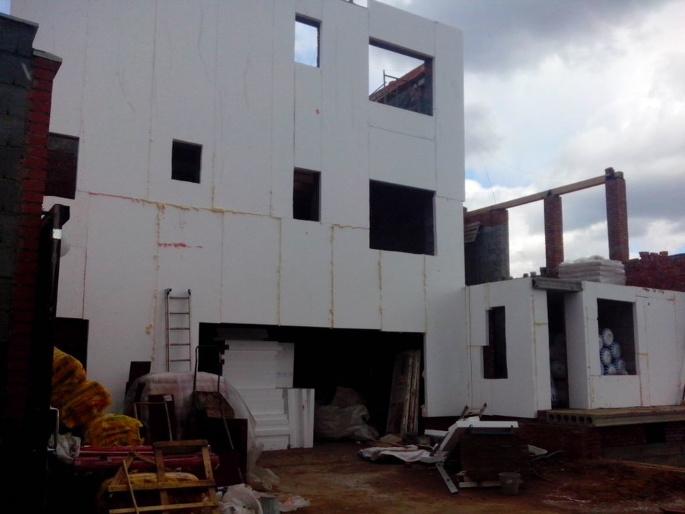 в ходе строительства