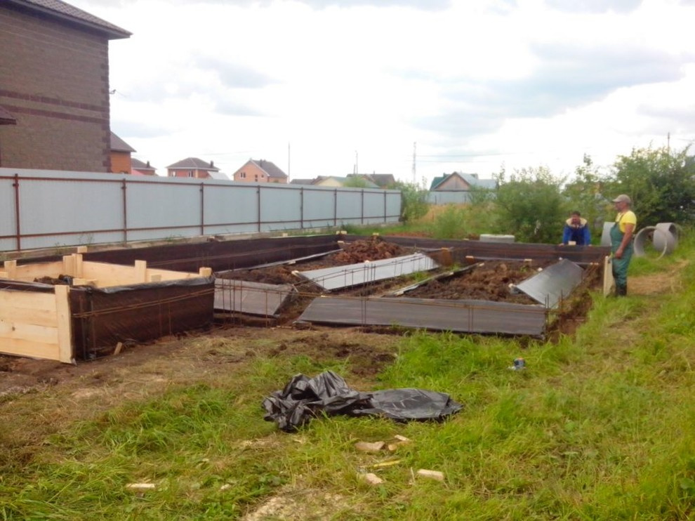 в ходе строительства