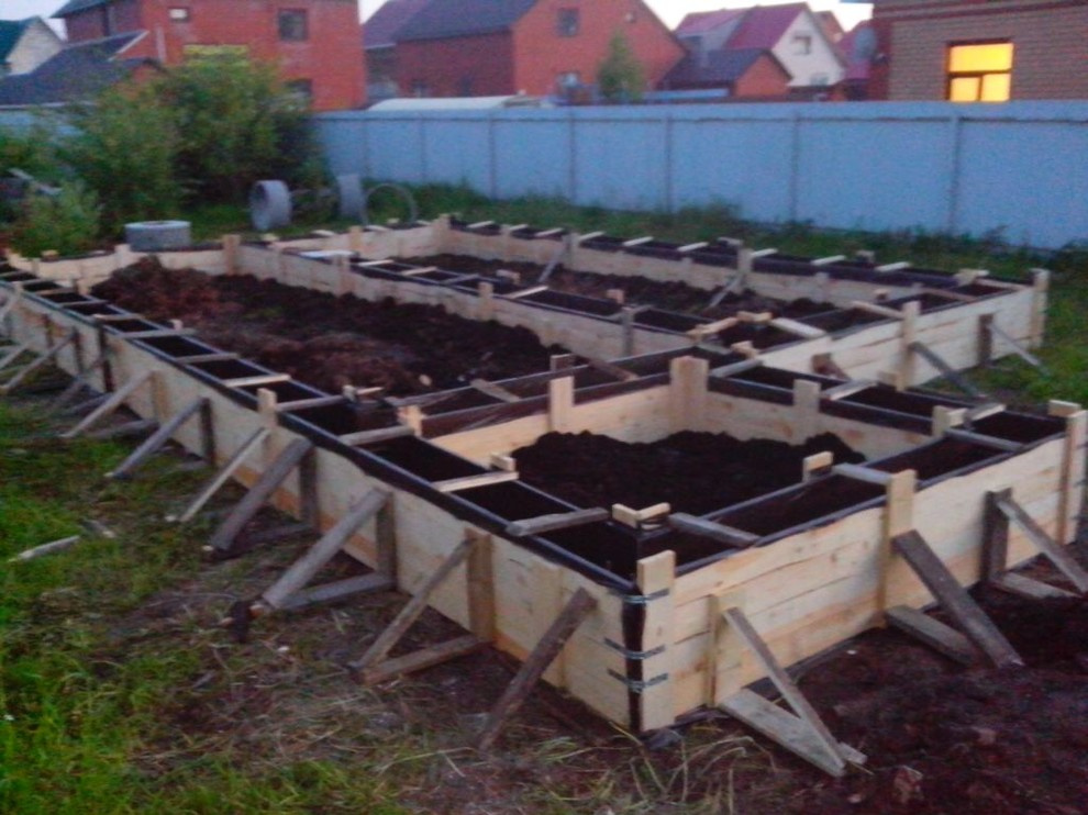 в ходе строительства