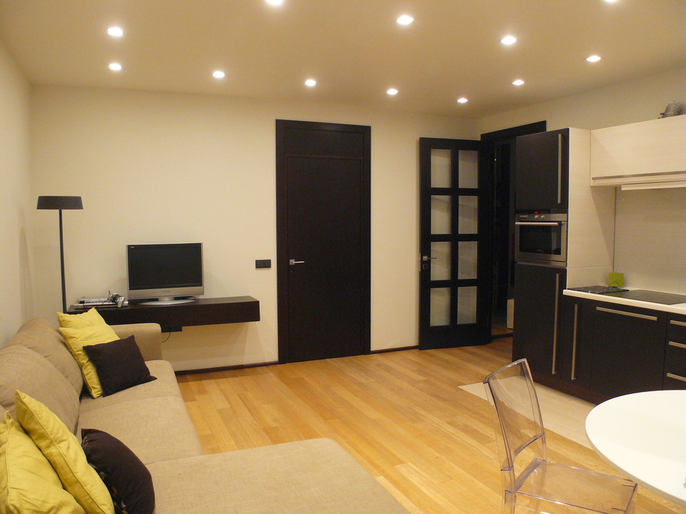 Из разных объектов