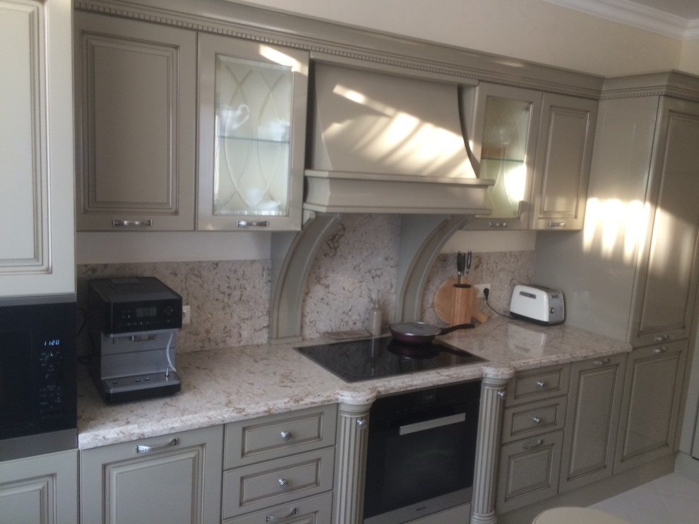 сттолешница из кварцевого агломерата