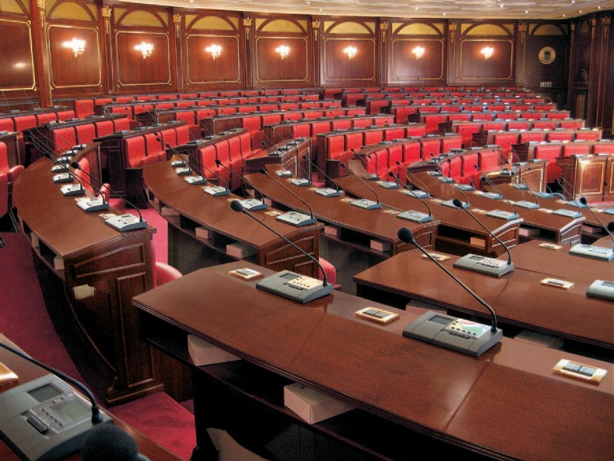 Современная комфортабельная мебель для общественных помещений от лучших европейс