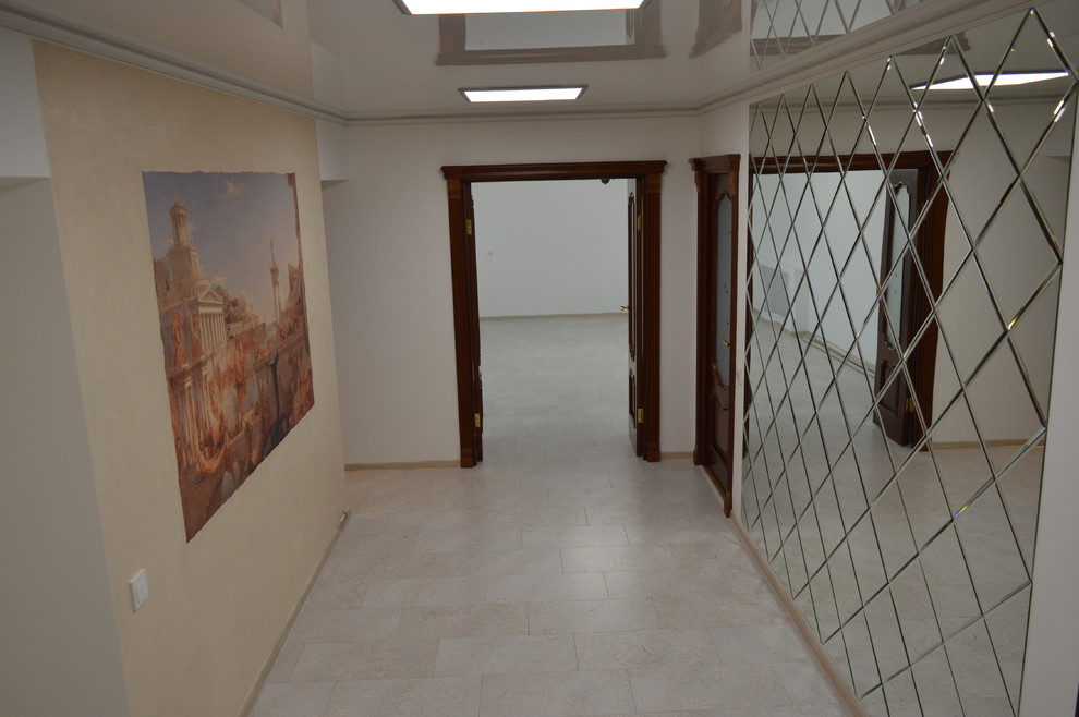 Шикарная гостиная и прихожая