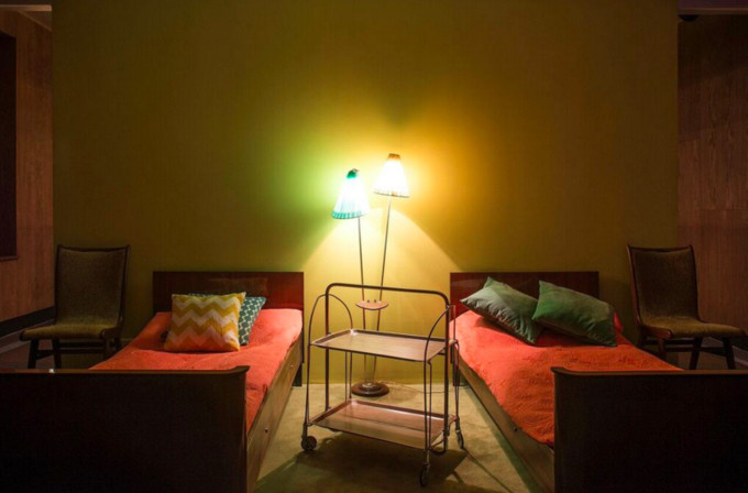 MOTEL