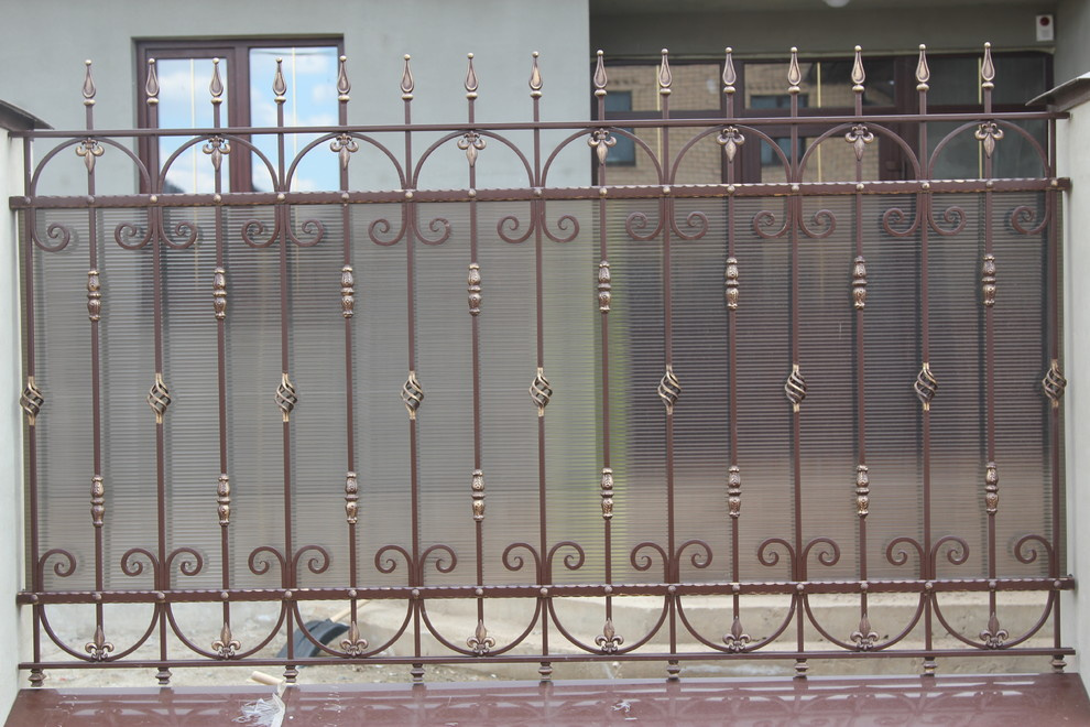 Ворота и заборы