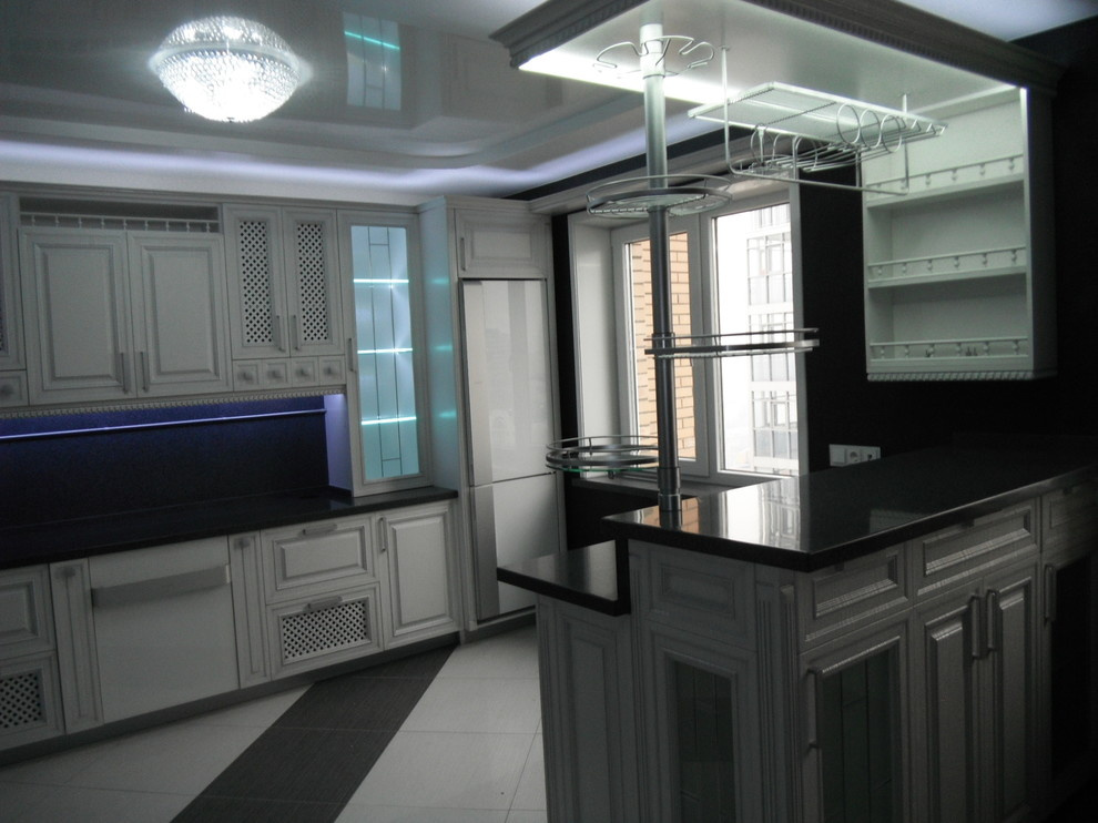 Обложка проекта: Кухня  с каменной столешницей