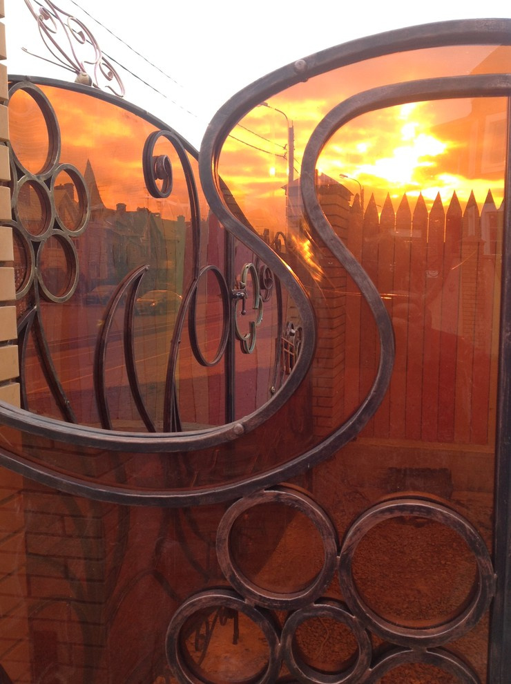 Внешние огражения частного дома