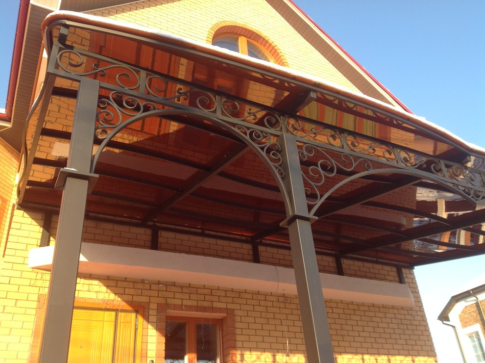 Внешние огражения частного дома