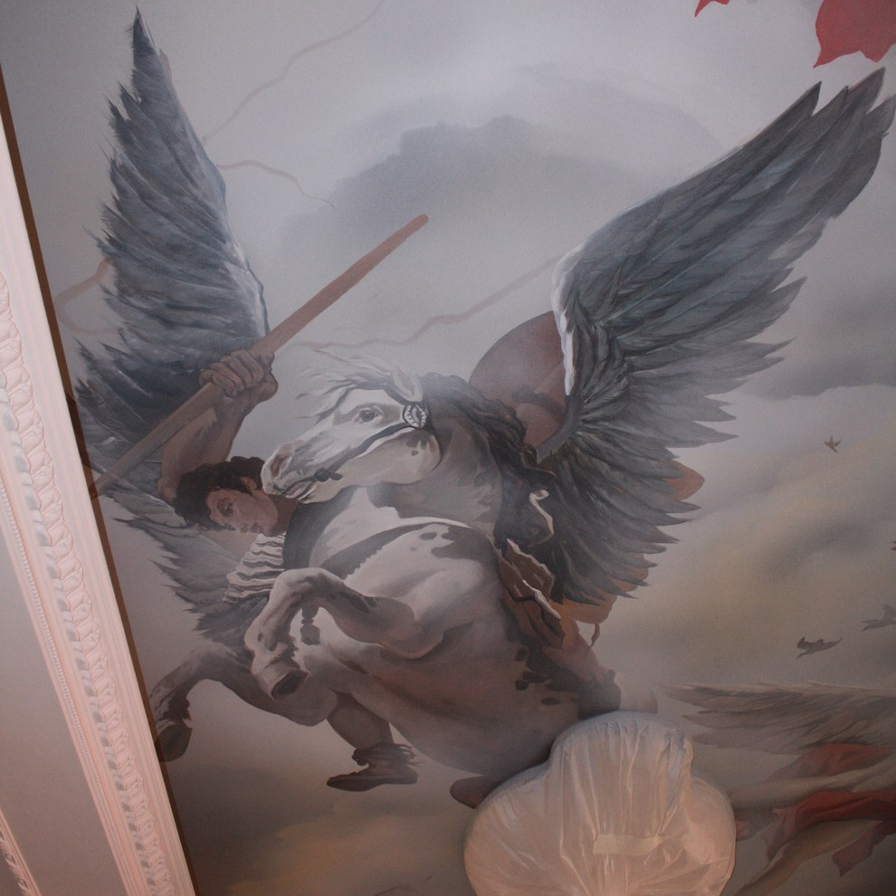 Апартаменты в Москве. Роспись потолка и стен.