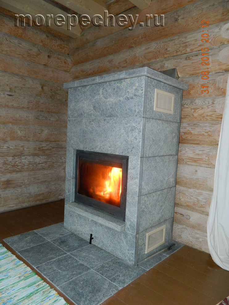 Камин из талькомагнезита