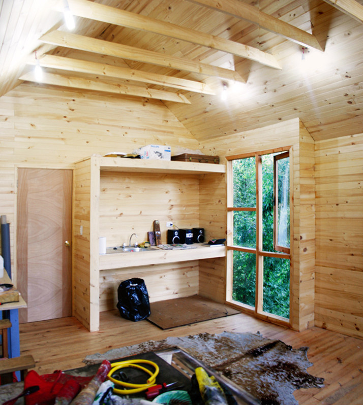 Современный дом с панорамным остеклением