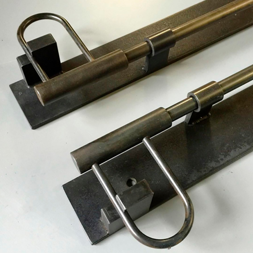 Фурнитура для наших перегородок.