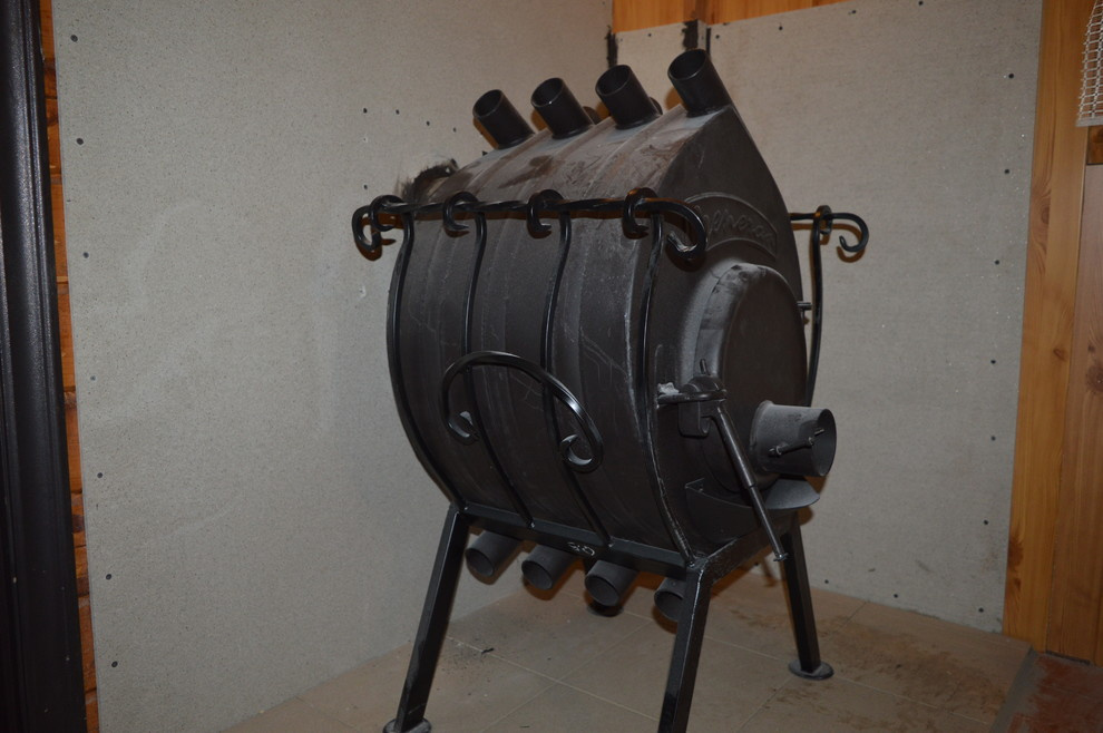 Сантехника и дымоход в процесе