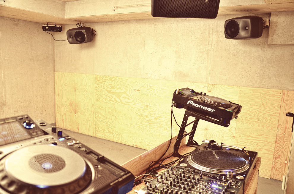 Apotheke Bar Akustik design