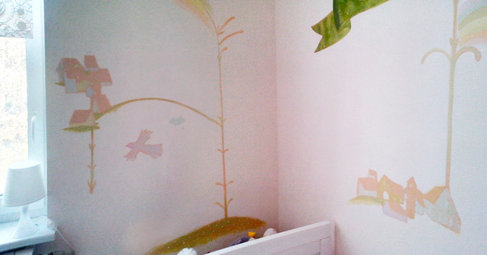 Little girl's tiny pink room