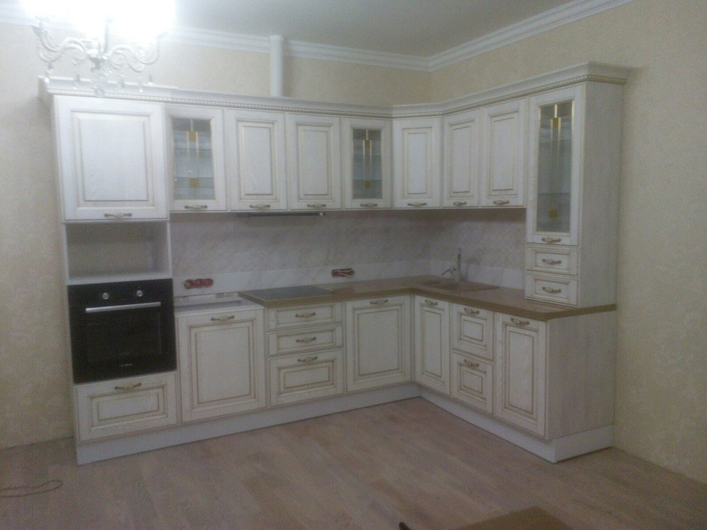 Обложка проекта: Beatrice Gold Ideal House