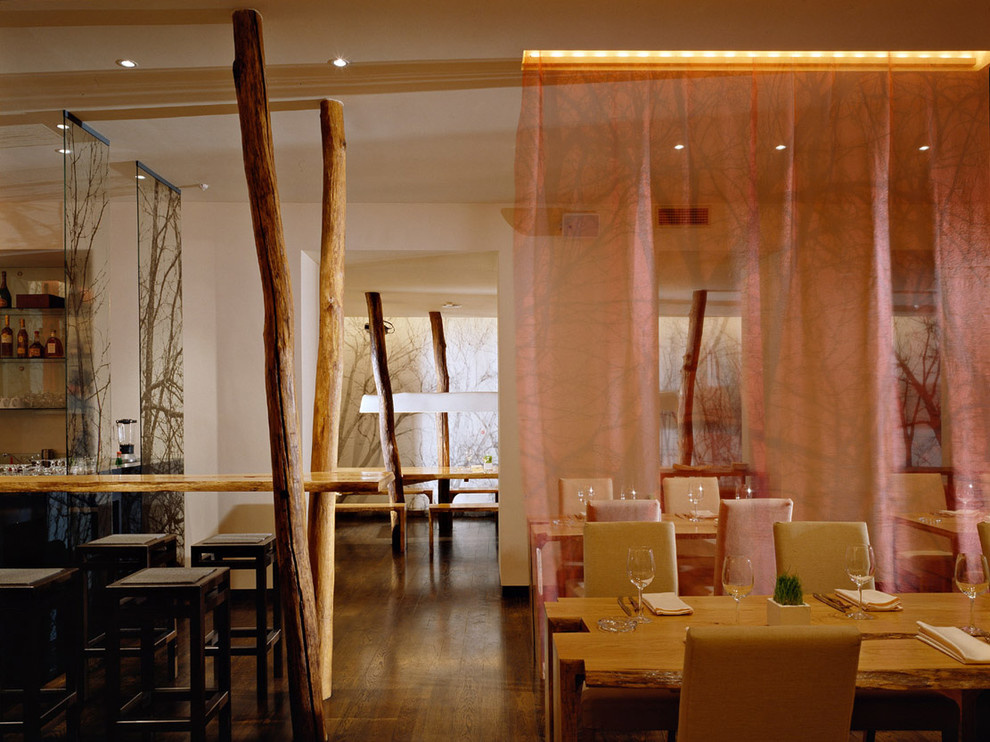 Cafe April