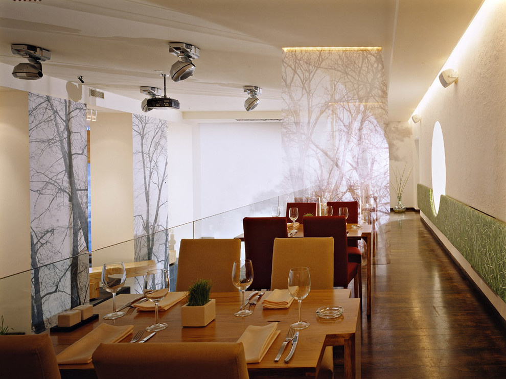 Cafe April