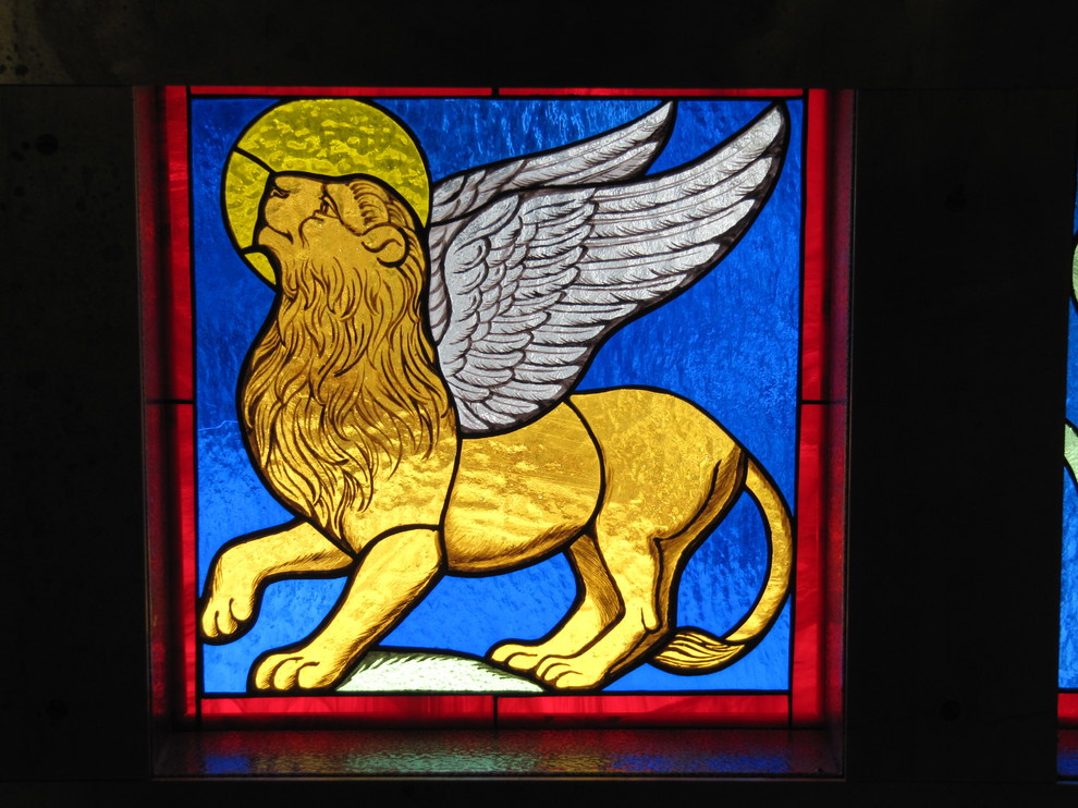 Витражи в Кафедральный Собор