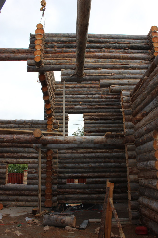 Дом с тотемом медведя