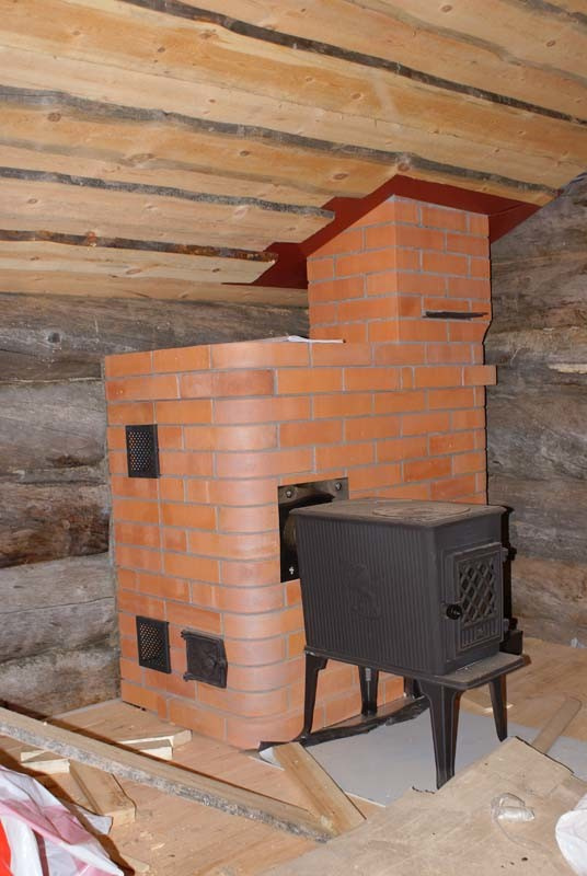 Карелия, лесной хутор на озере