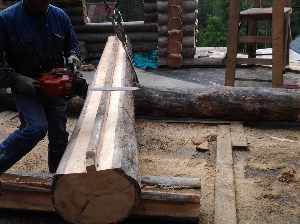 Дом с тотемом медведя