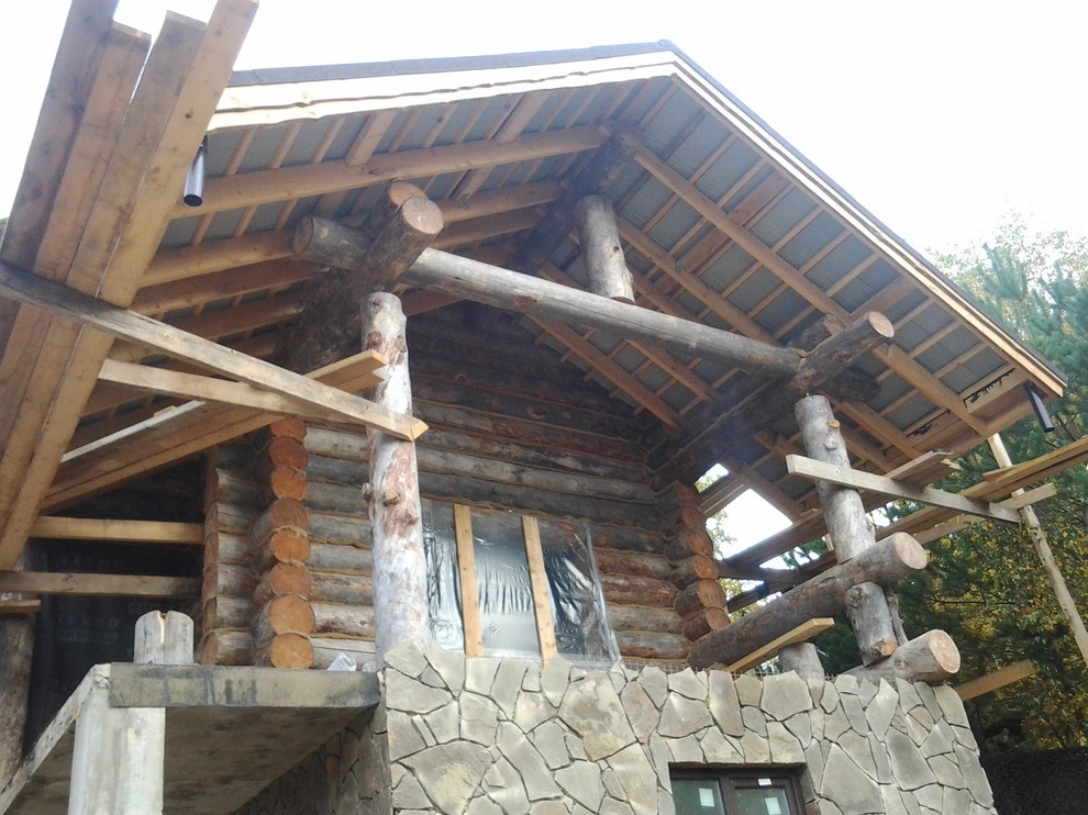 Дом с тотемом медведя