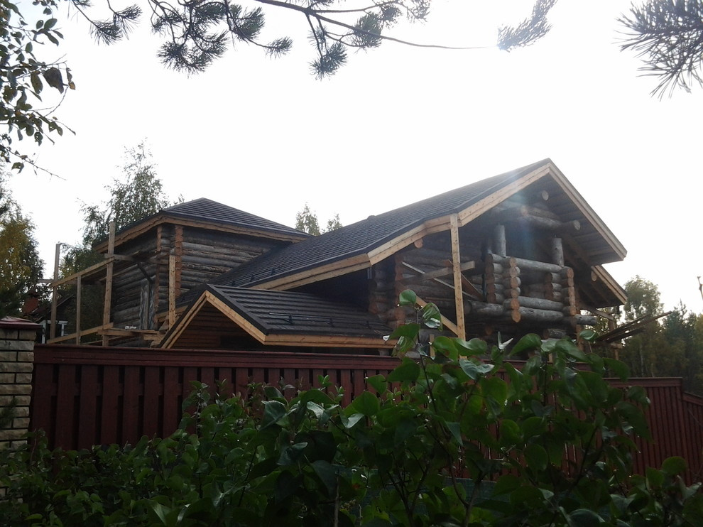 Дом с тотемом медведя