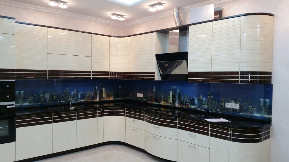 Кухонный фартук из стекла (тематика: города)