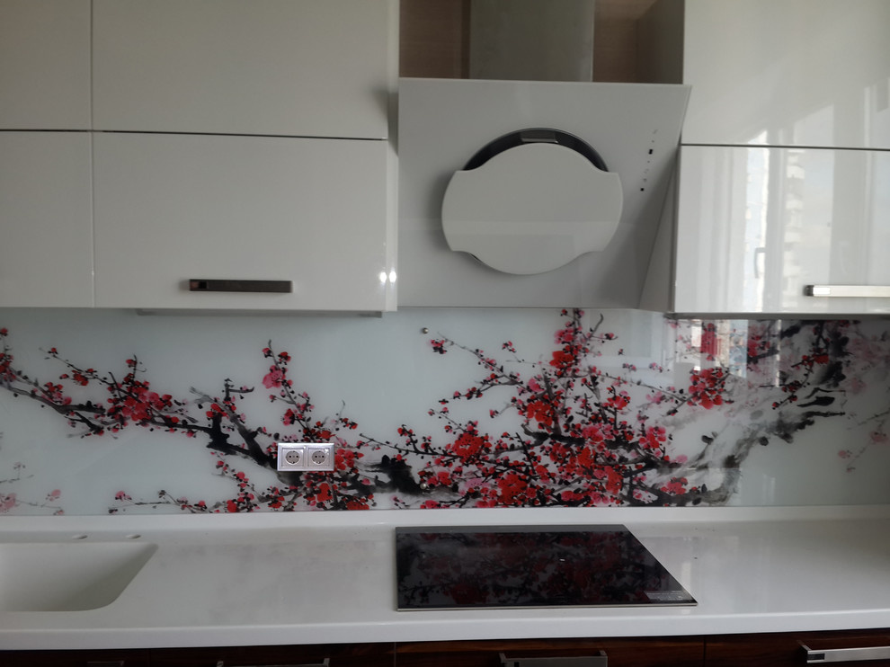 Кухонный фартук из стекла (тематика: цветы)