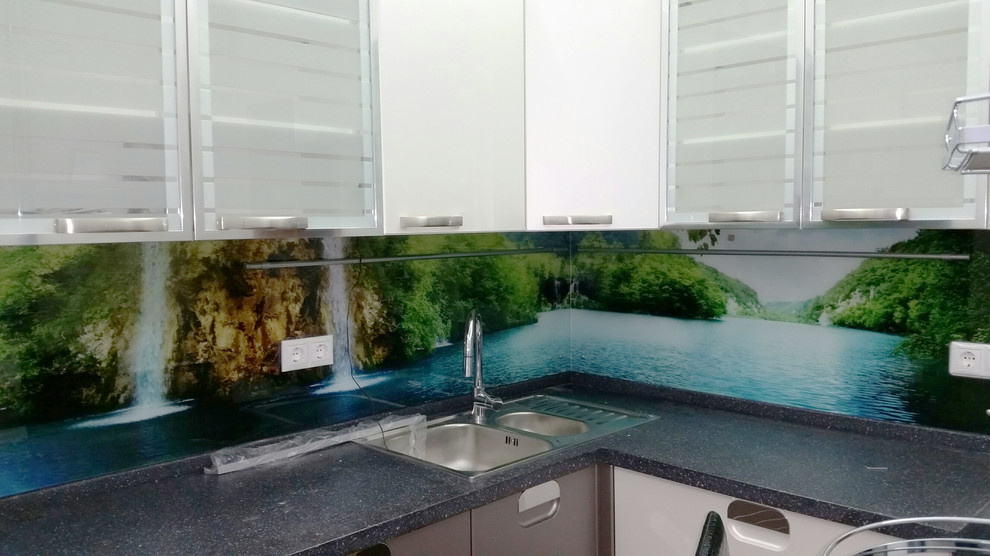 Кухонный фартук из стекла (тематика: природа)