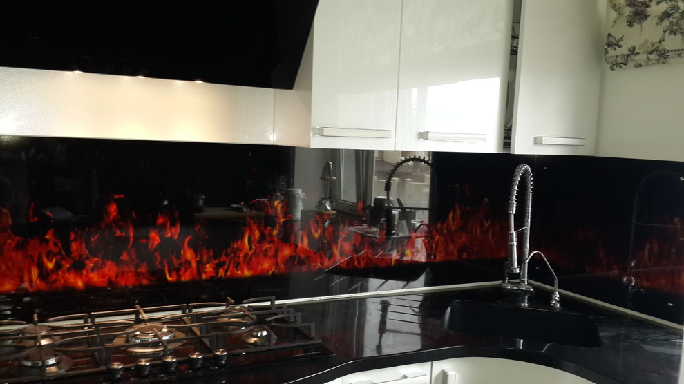 Кухонный фартук из стекла (тематика: абстракция и текстура)