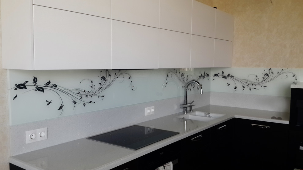 Кухонный фартук из стекла (тематика: абстракция и текстура)