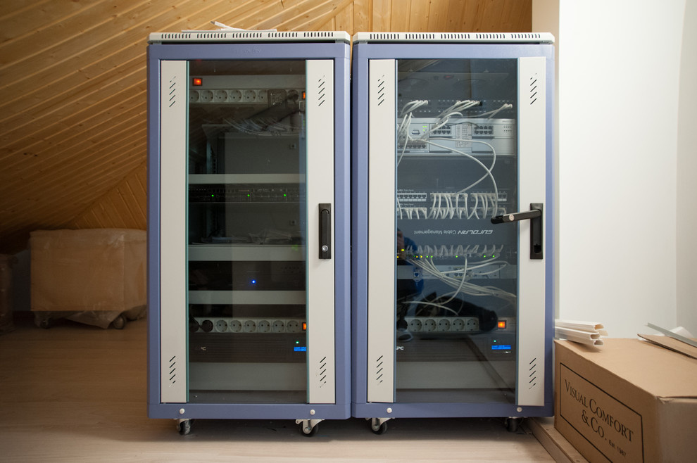 Щитовое оборудование для системы "Умный дом"