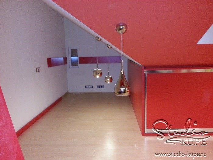 Шкафы в мансарде