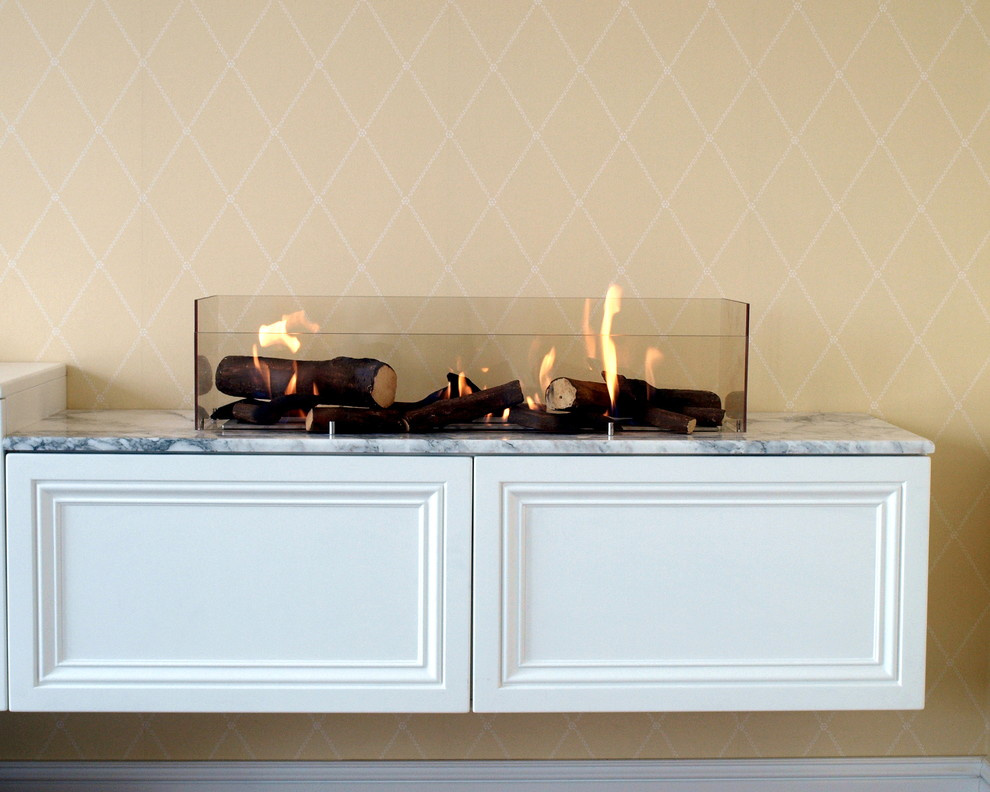 Обложка проекта: Биокамин в московской квартире