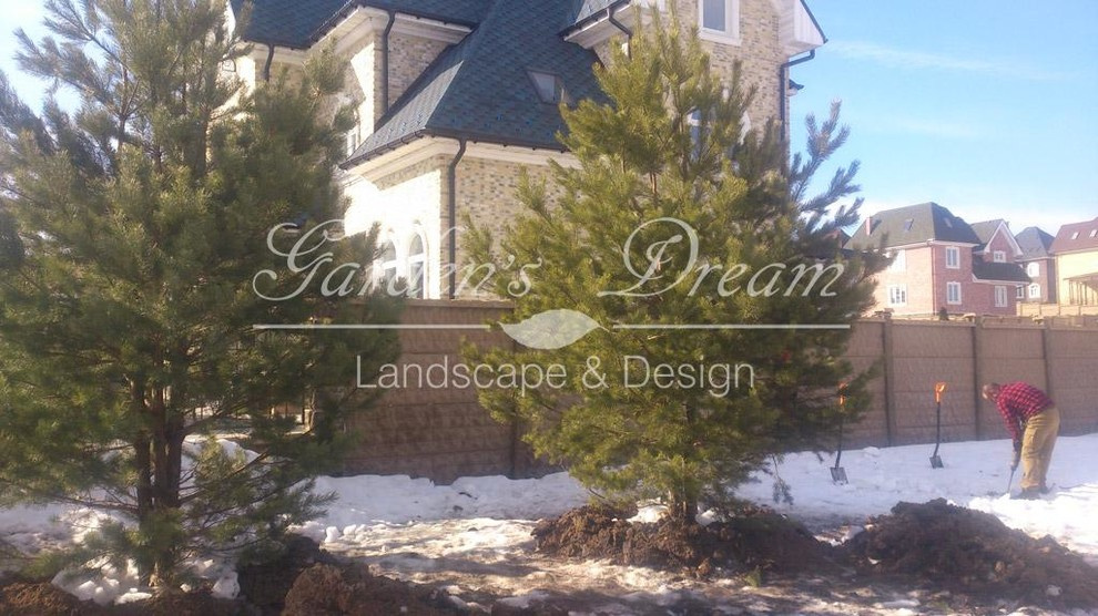 Посадка крупномеров в КП «Гайд Парк»