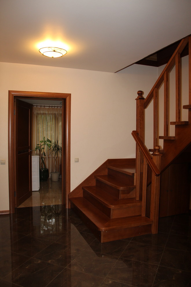 Лестница в загородном доме