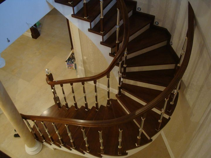 Лестница с подсветкой